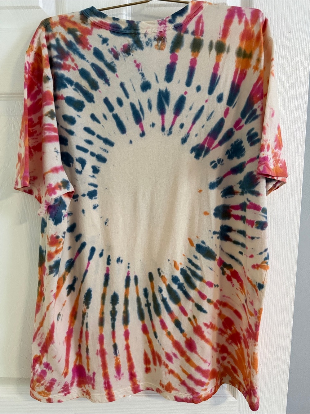 imogene + willie UNISEX Tie-Dye Skull Short Sleeve Tee - size Medium - Picture 4 of 10